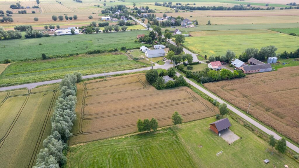 Działka budowlana pod dom lub bliźniaka !!! - zdjęcie 15