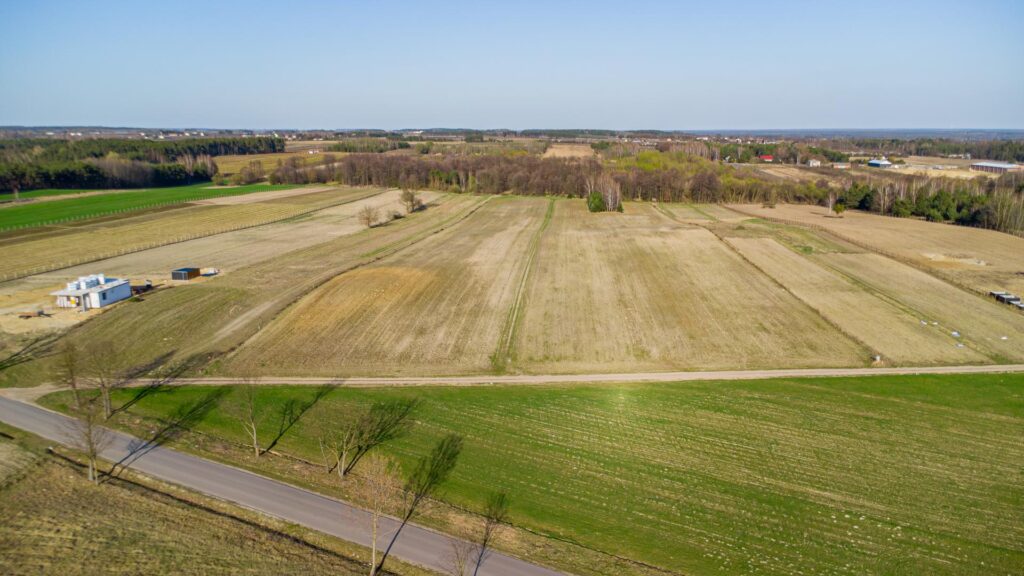 Teren inwestycji mieszkaniowej Promna 50600m2 - zdjęcie 14