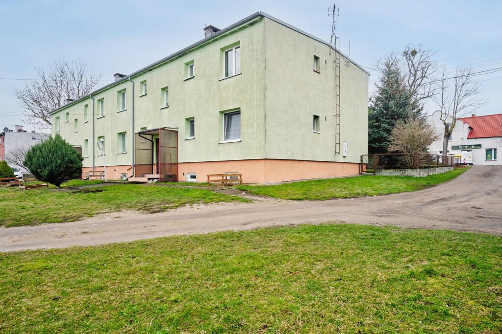 Mieszkanie z garażem i działką - zdjęcie 18