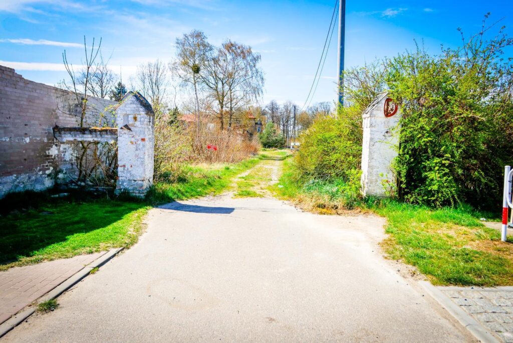 Nieruchomości gruntowe zabudowane – Brzyczno - zdjęcie 2