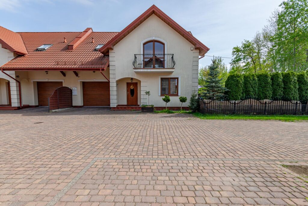 Nowoczesny dom z ogródkiem,  4 pokoje - zdjęcie 18