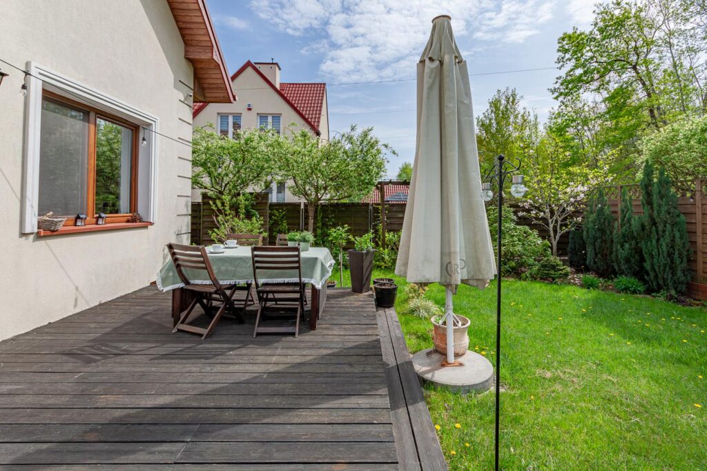Nowoczesny dom z ogródkiem,  4 pokoje - zdjęcie 19