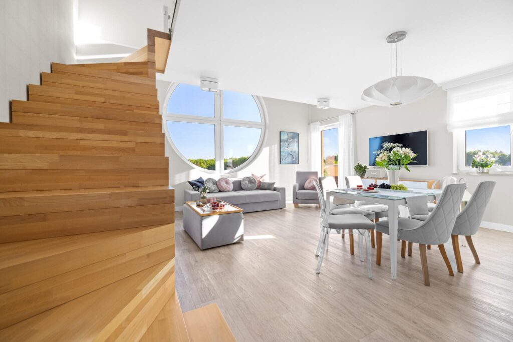 Apartament z widokiem na las i zatokę, 2 balkony - zdjęcie 3