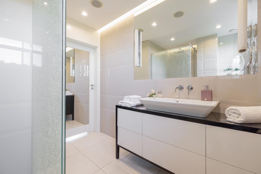 Apartament z widokiem na las i zatokę, 2 balkony - zdjęcie 8