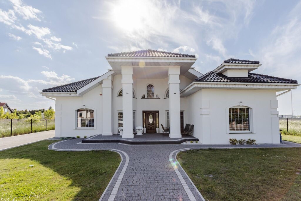 Elegancka rezydencja 360 m2, 6 pokoi pod Poznaniem - zdjęcie 2