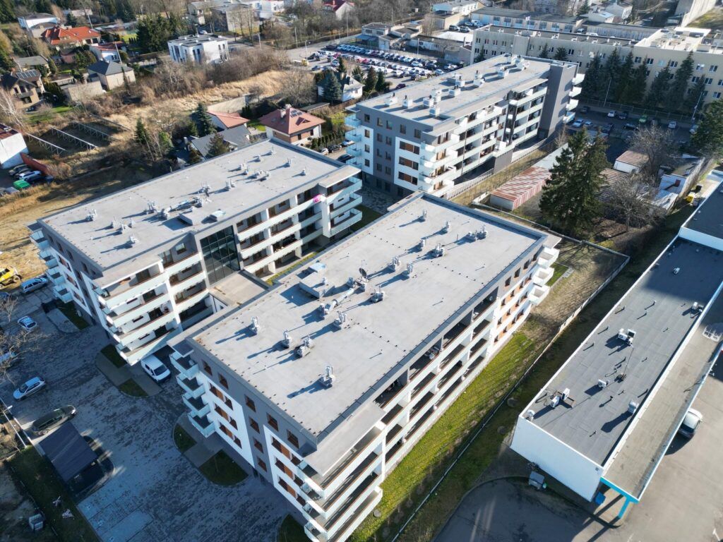 Nowe Sady 79 m2, dwa balkony, miejsce parkingowe - zdjęcie 4