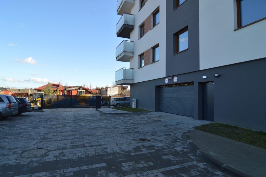 Nowe Sady 79 m2, dwa balkony, miejsce parkingowe - zdjęcie 8