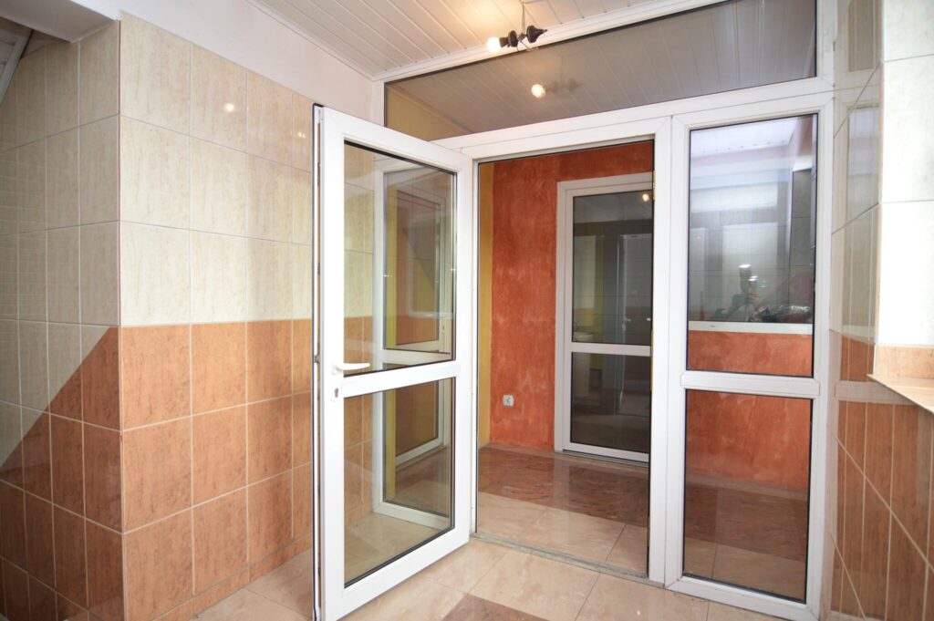 Lokal 41 m2 w centrum Gorzkowic 1 piętro - zdjęcie 6
