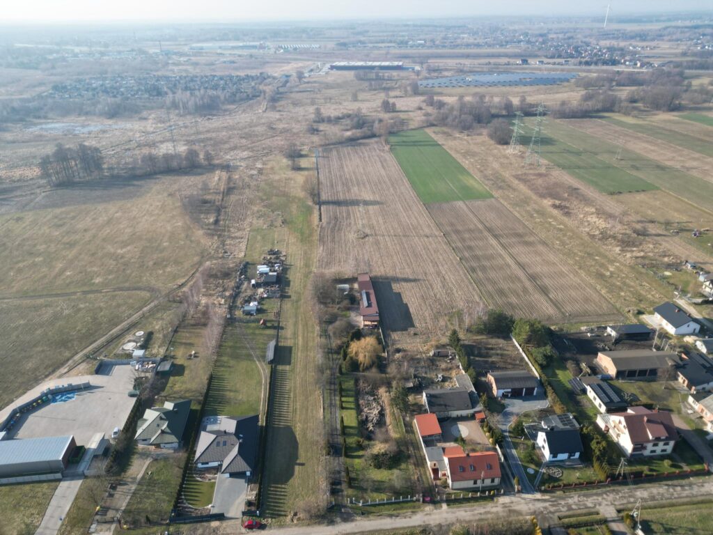 Duża działka na sprzedaż - zdjęcie 3