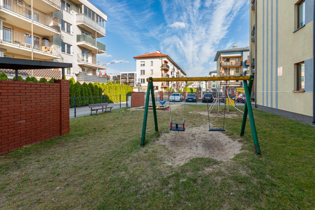 Przytulne mieszkanie w centrum Ząbek - zdjęcie 10