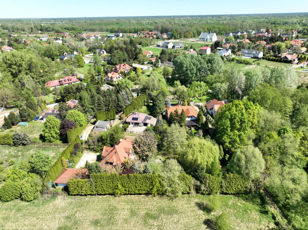 *Nowa Cena* Dom w stylu dworkowym w cichej okolicy - zdjęcie 28