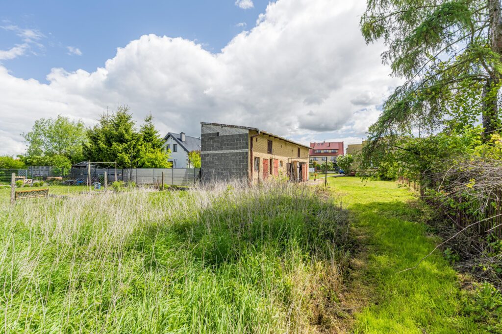 Dom i teren 2650 m² – idealne pod inwestycję! - zdjęcie 18