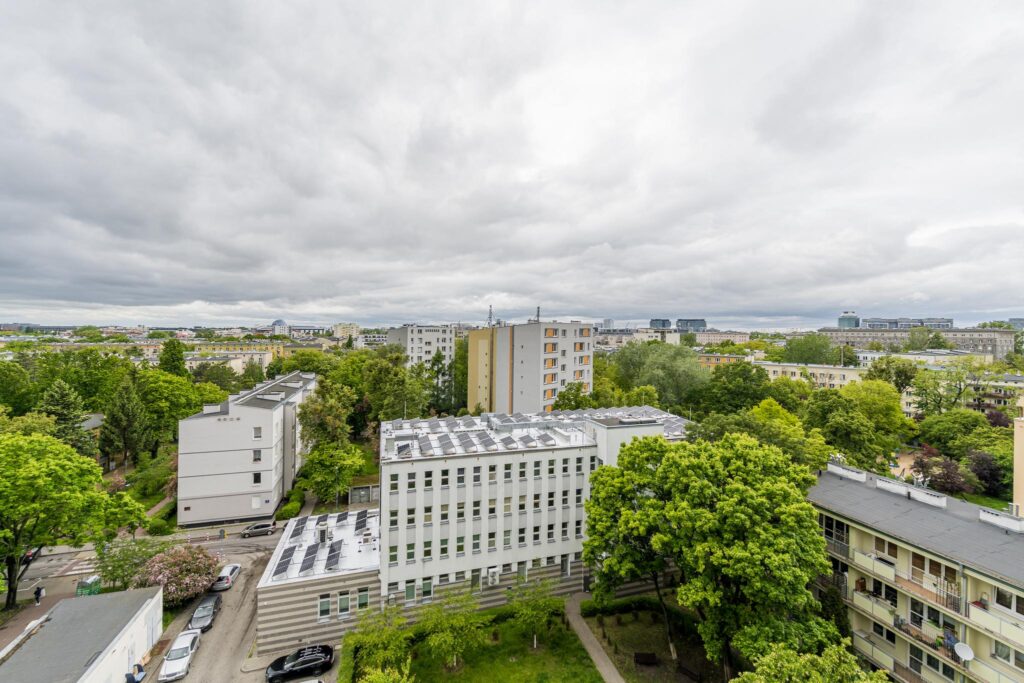 Kameralne 2-pokojowe mieszkanie na poddaszu - zdjęcie 12