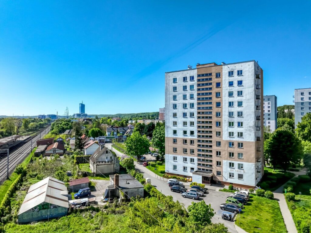 Kawalerka z balkonem w sercu Oliwy – 28,4m2 SWPDL - zdjęcie 8