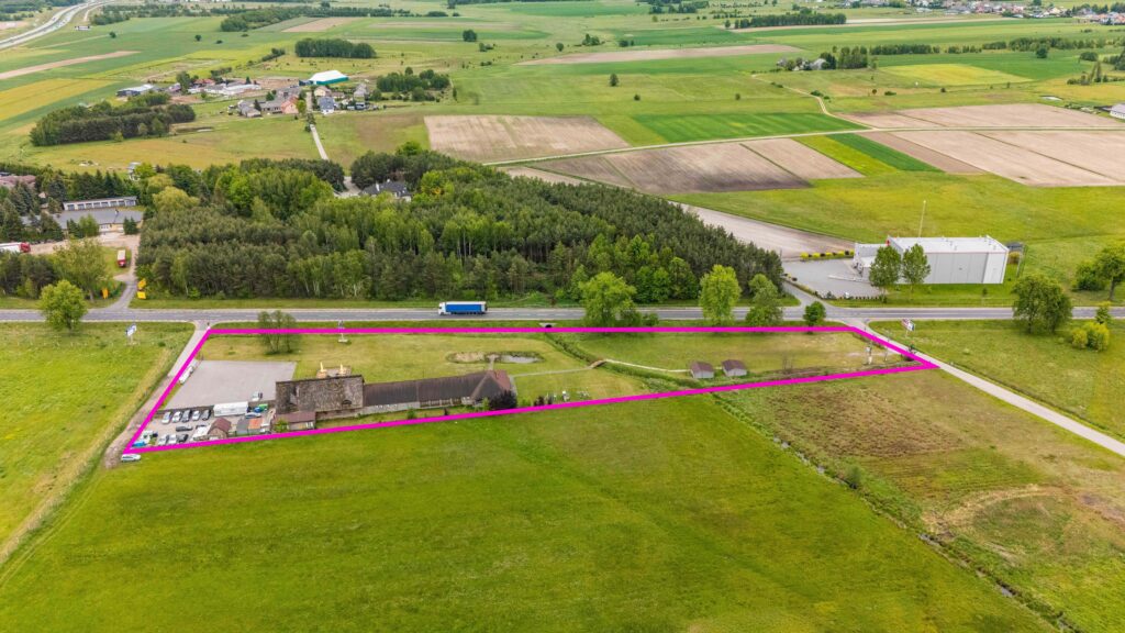 Restauracja z salą bankietową i miejscem na hotel - zdjęcie 8
