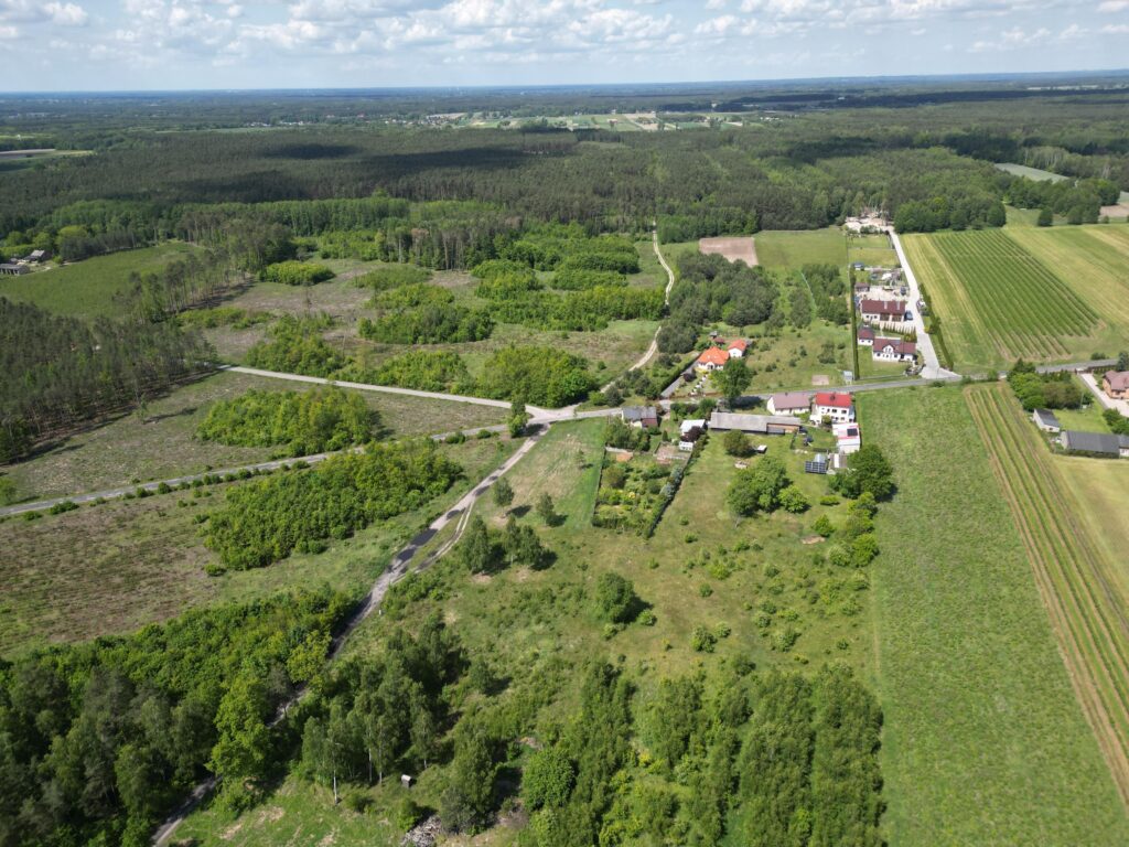 Działki budowlane Wola Mikorska-Zalesna w sąsiedzt - zdjęcie 5