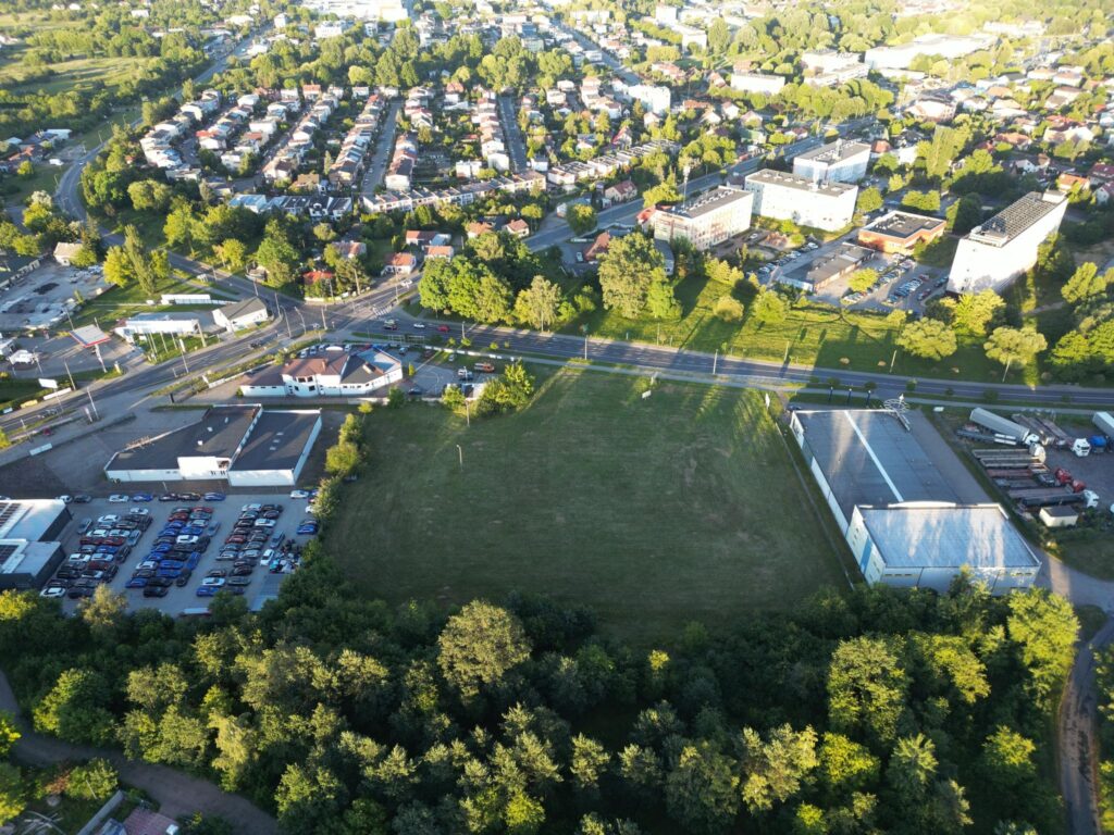 Działka o powierzchni 9491 m2 pod inwestycje - zdjęcie 4