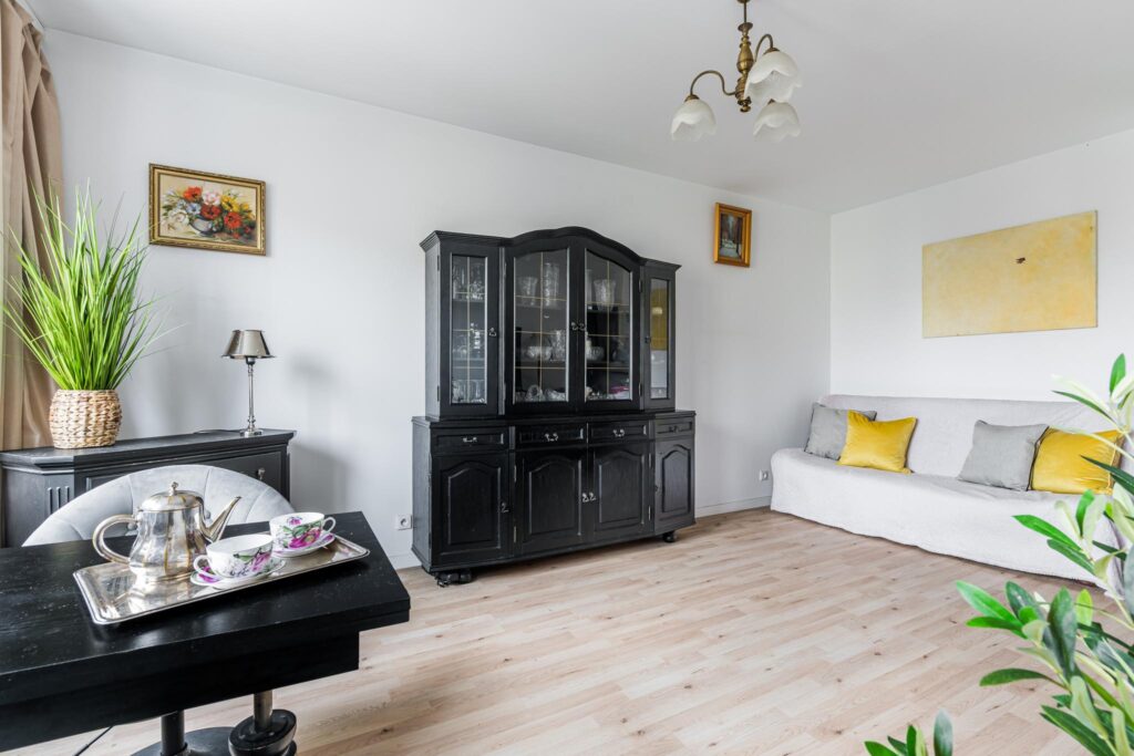 2-pokoje, loggia, blok 2016 r. z windą - zdjęcie 4