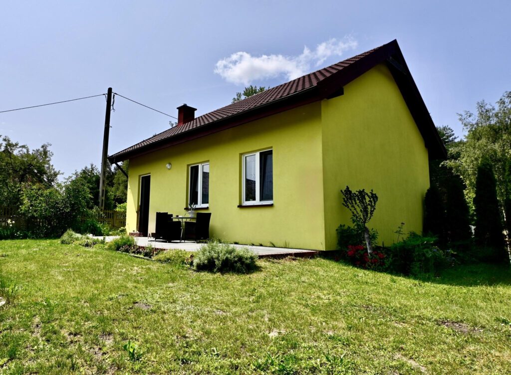 Całoroczny dom szkieletowy w Psarach - zdjęcie 1