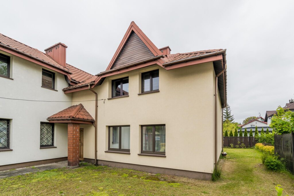 powierzchnia handlowa i 3 przestrzenie mieszkalne - zdjęcie 9