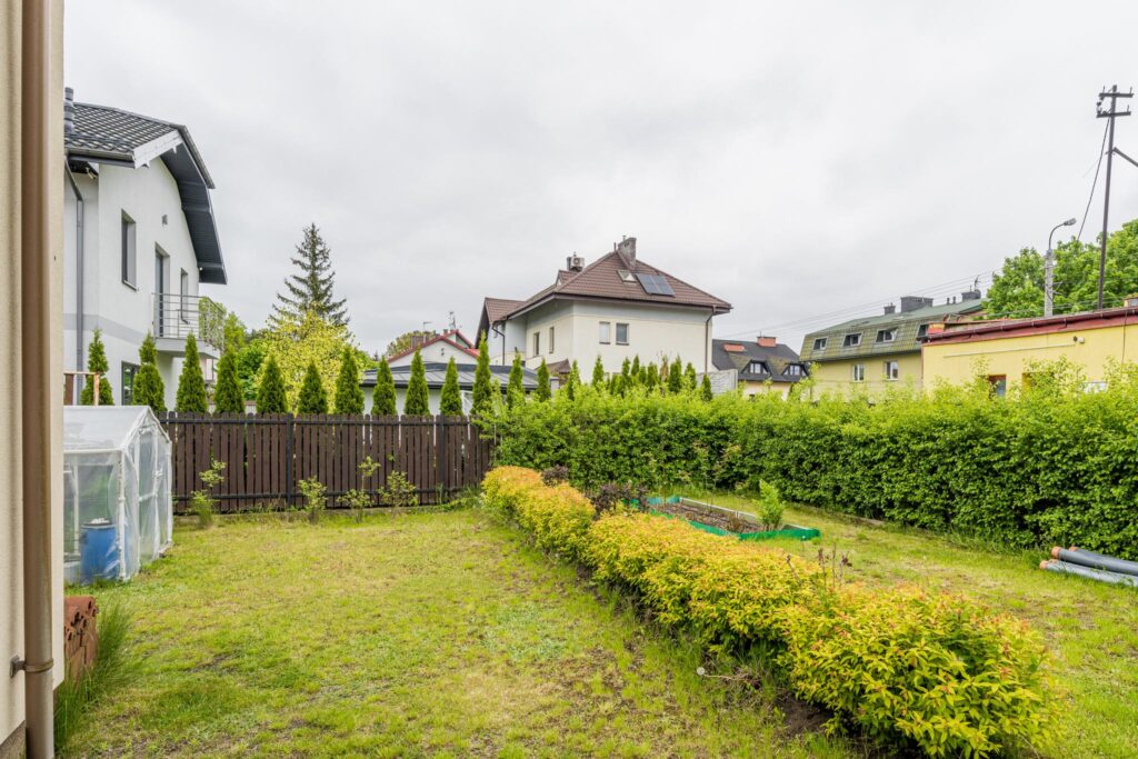 powierzchnia handlowa i 3 przestrzenie mieszkalne - zdjęcie 14