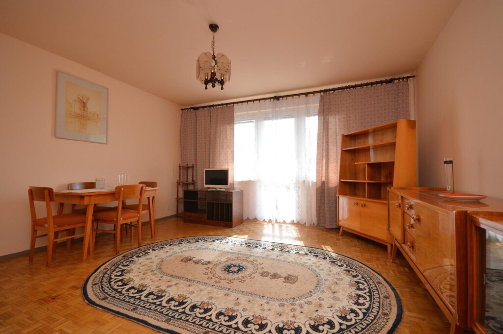 Mieszkanie 50m2 2 pokoje, loggia ul.Doroszewskiego - zdjęcie 1