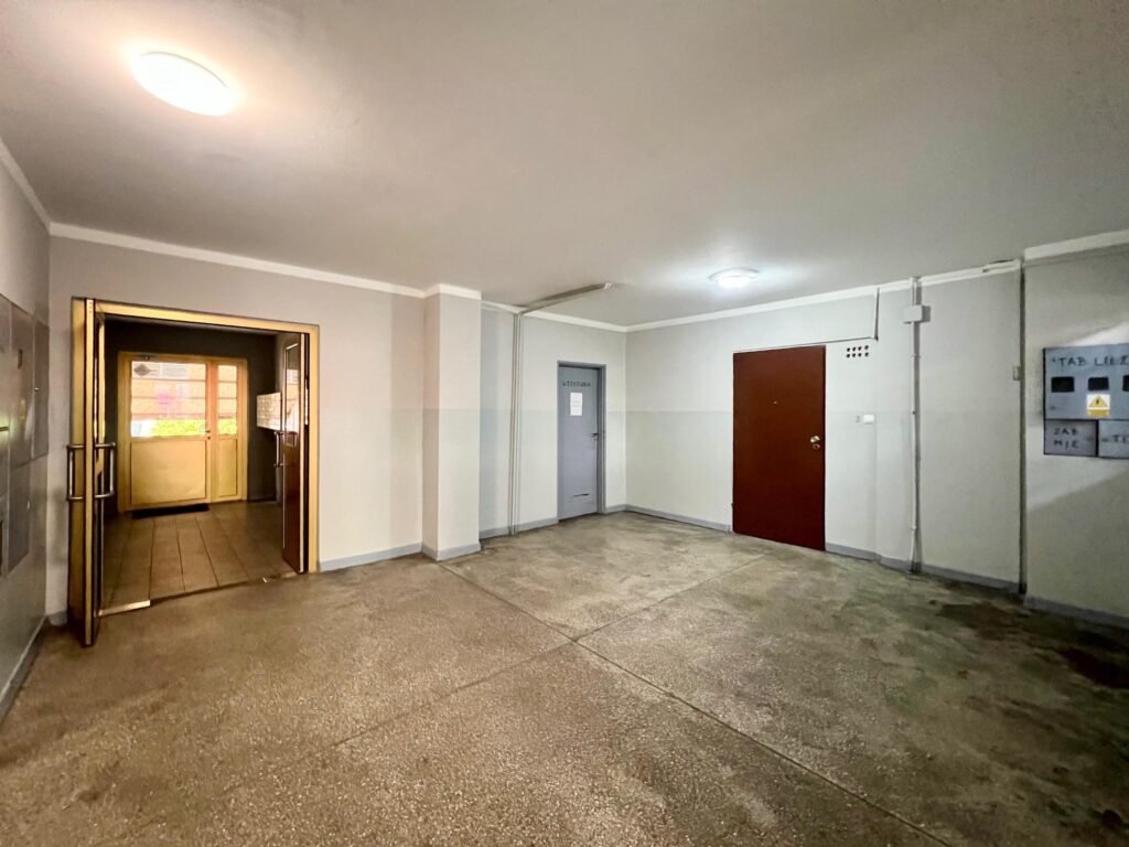 Komfortowe 3 pokoje w atrakcyjnej lokalizacji - zdjęcie 14