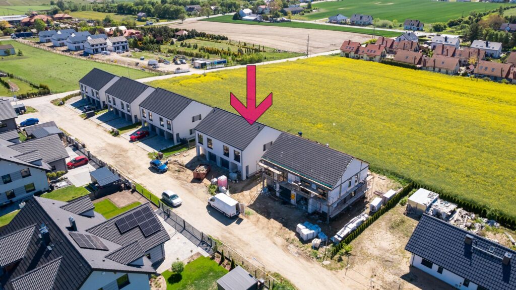Dom na sprzedaż - Różyny, ul. Morelowa - zdjęcie 3