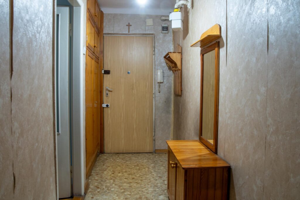 Okazja ! 2 pokoje do remontu w centrum Radomia - zdjęcie 5