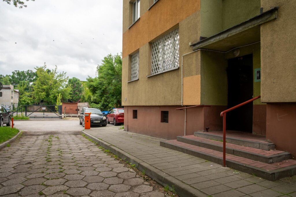 Okazja ! 2 pokoje do remontu w centrum Radomia - zdjęcie 17
