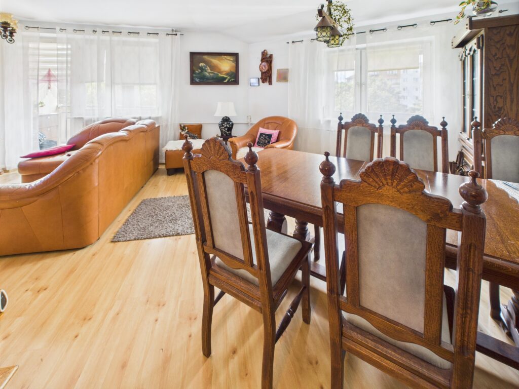Dwupoziomowe mieszkanie 103,5 m² – ul. Opalowa - zdjęcie 2