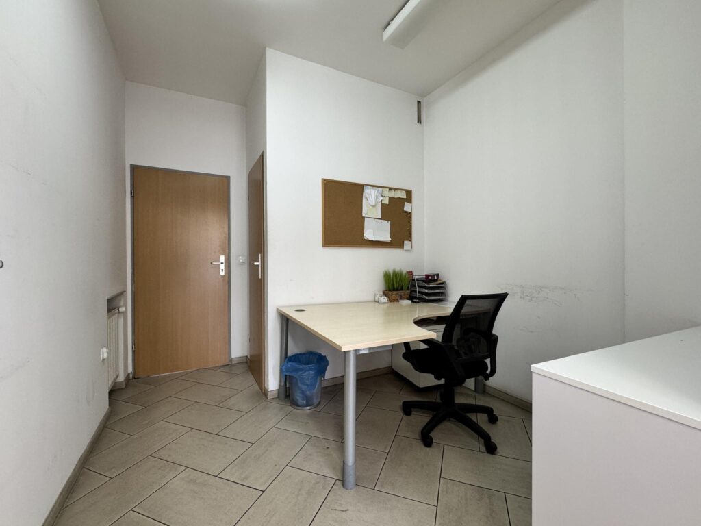 Lokal 25 m2, Rynek Śródecki ! - zdjęcie 7