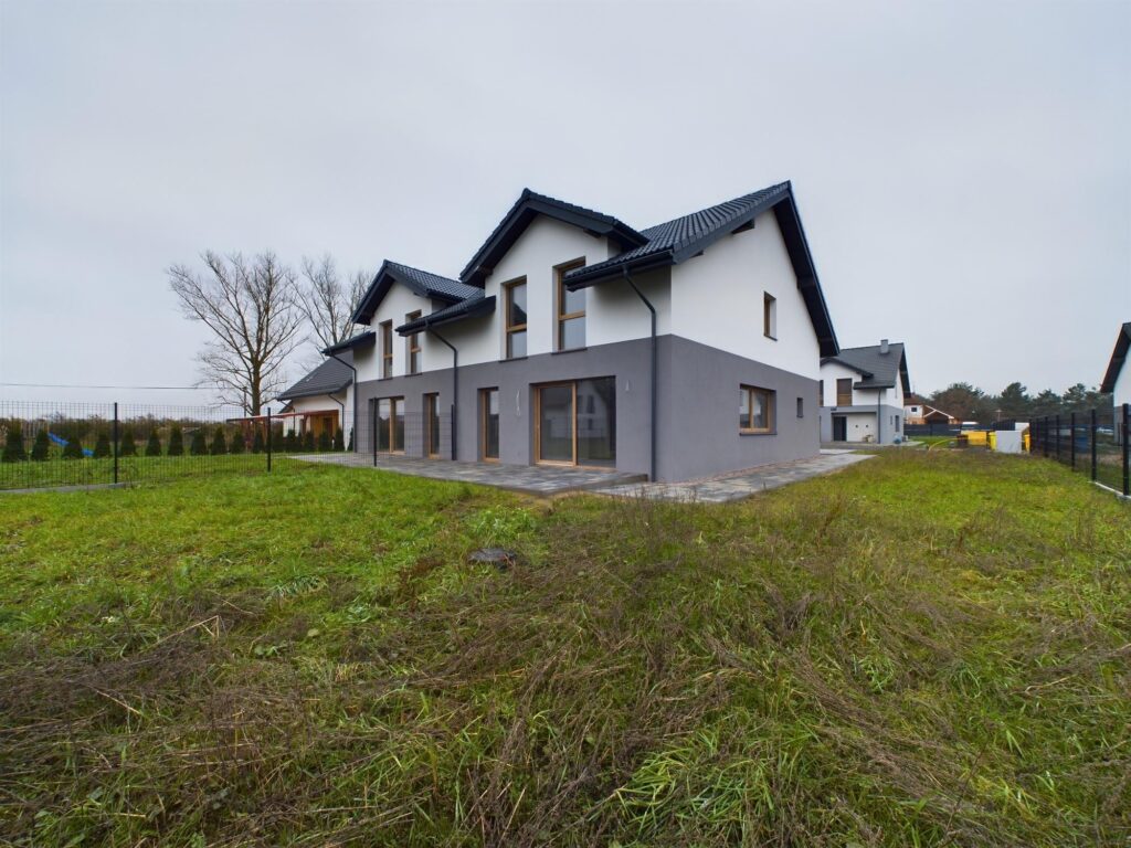 Dom w zabudowie bliźniaczej, Konikowo - zdjęcie 2
