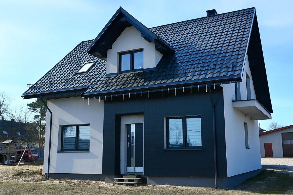 Rodzinny dom w zielonej okolicy Sułkowa - zdjęcie 1